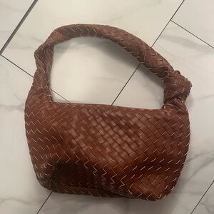 Slouch shoulder bag